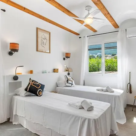 Reva - Plusholidays * Calpe