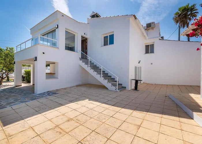 Reva - Plusholidays Villa *