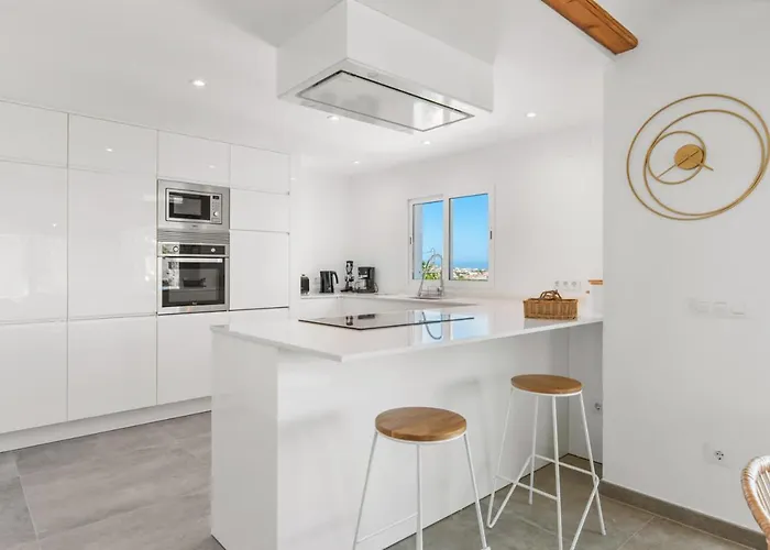 Reva - Plusholidays * Calpe